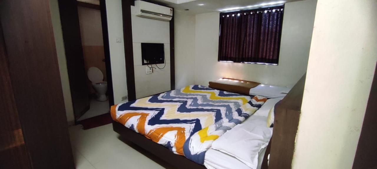 Sai Vasant Vihar Hotel Shirdi Ngoại thất bức ảnh
